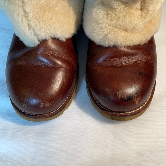 Ugg Australia Shearling Boots with Leather - Picture 5 of 14